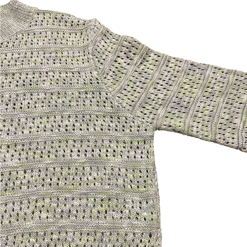 Absolutely Women’s Hole Knit Sweater In Size Large - Picture 3 of 5